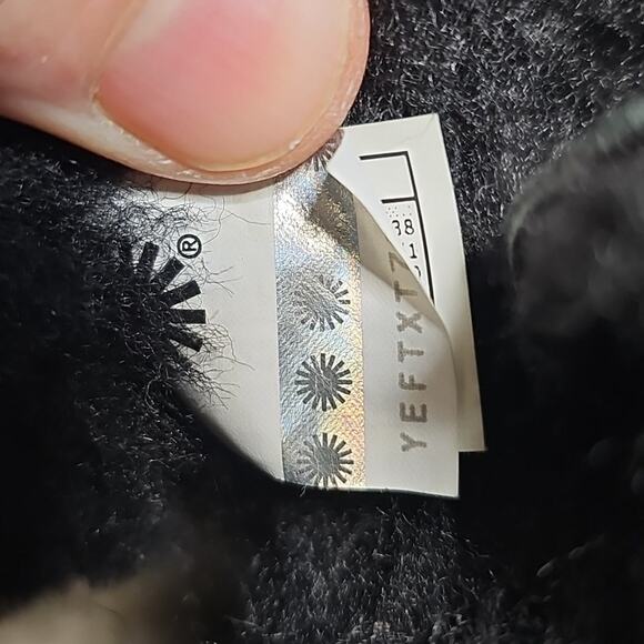 UGG Mini Bailey Sheepskin Black Bow II Leather Ankle Boots Womens Size 6 NEW - Picture 14 of 14